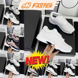 Designers sneaker Casual Running Shoes 2024 New Thick Sole blocking Round Head Lace up low cut Heightening Versatile Anti slip Trendy