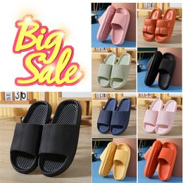 Fashion Men Slides Slifori da donna Summer Beach Sandal Slide piattaforma piatta lady Designer Flip Flops Scarpe Causal Sliple a strisce