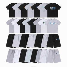 Trapstar Mens Suit Unique Embroidery Design Street Style Leading Fashion Trend t Shirt Pants Piece Sets Designer Rainbow Towel Tshirts