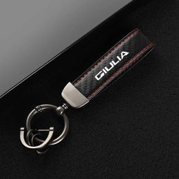 Key Rings Leather car keychain horseshoe buckle jewelry key chain for alfa romeo 156 159 Giulia with Car Accessories J240108