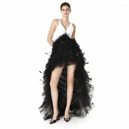 Casual Dresses Trendy Black And White High Low Prom Party With Feathers Tiered Tulle Women Formal Dress 2 Colours Evening Gowns Custom