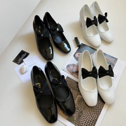 Brand Women's Shoes Bowtie Mary Jane Shoes Black and white Pumps