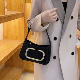 2024 Designer Evening Bag Fashion Simple Small Square Bag Trend One Shoulder Crossbody Bag Black Bags Womens Bag