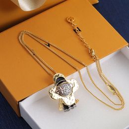 Com box moda clássica pingente de colares de aço inoxidável 18k colar de luxo para mulheres para mulheres jóias de noivado do dia dos namorados