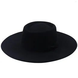 Berets Autumn And Winter Men Women'S Large Brimmed Hats Fashionable Woolen Jazz Stage Show English Style Top