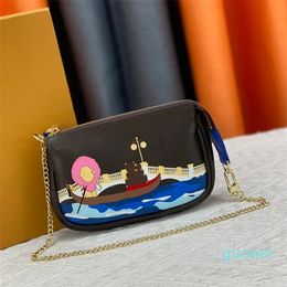 Designer -Outdoor Clutch Bags Mini Chain Bag Cartoon Letter Logo Design Women's Bag