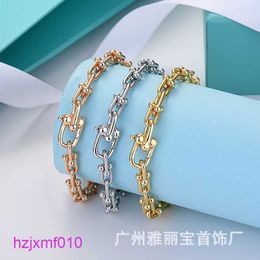 I1nd Designer Tiffanyset Charm Bracelets t Family Brass Gold-plated Savi Same U-shaped Bracelet Lock Chain Metal Texture Cool Wind Horseshoe Couple