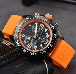 Brei Luxury Mens Watch Quartz Endurance Pro Avenger Полный функции хронограф 44 мм несколько цветов резиновые мужчины дизайнерские часы стеклянные наручные часы Br5aa