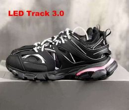 Chaussures habillees Designer Led Track 3 3.0 Chaussure Hommes Femmes Baskets Triple Noir Blanc Rose Bleu Orange Jaune Vert Tess. Gomma Sneaker Pistes Sports YI1028