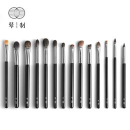 Brushes Qinzhi Professional Handmade Make Up Brush Kit Eye Shadow Eyebrow Lip Brush Soft Goat Squirrel Horse Hair Makeup Brushes Set