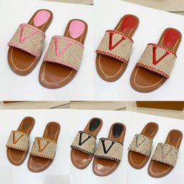 Designer Flat Sandals Luxury Slippers Women's Embroider Sandal Fashion Flip Flop Letter Slipper For Women Summer Beach Slide Ladies Low Heel Shoes Grass Woven Shoes