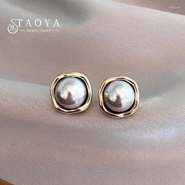 Stud Earrings 2024 Minimalist Geometric Metal Gray Pearl For French Women's Elegant Accessories Christmas Fashion Jewelry