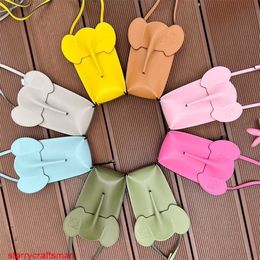 Loewies Elephant Pouch Crossbody Bags 2024 Luojia Autumn New Super Cute Elephant Phone Bag Genuine Leather Crossbody Phone Bag Mini Small Phone Bag Cowhide HBD1