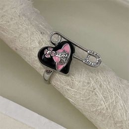 Viviennely Westwoodly The Black Pink Love Ring sweet personality ring. female paper clip with an open flower ring bracelet