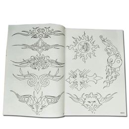 Tattoo Totem Pattern Book Men And Women Fashion Small Tattoos Design Tatoo Template Po Album Manuscript Embroidery Drawing 240108