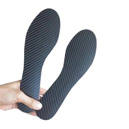 HighQuality 08mm10mm12mm Thickness Carbon Fibre Insole Sports Male Shoepad Female Ortic Shoe Sneaker Insoles 240108