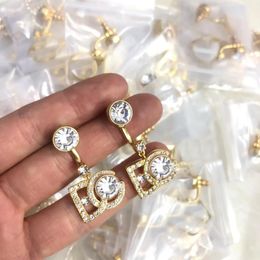 Stud New Designed Studs Brass Crystal Diamonds Earrings D Letters white pearls pendants 18K gold plated Anti allergy women's Ear Clip D