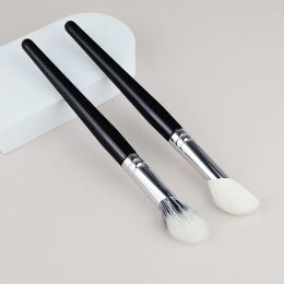 Makeup Brushes Slanted Cheek Blush Powder Highlight Brush Soft Goat Hair Cosmetic Tool Medium-sized multi-purpose for sculpting Q240507