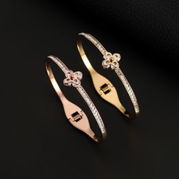 Luxury Thin nail bracelet Designer bracelet for woman rose gold top gold lightweight high-end diamond bracelet