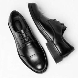 Fashion Formal Suit Shoes Black Genuine Leather Sewing Lace Up Breathable Gentlemen Wedding Dress Shoe