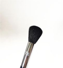 Pro Small Blush Brush 74 Goat Hair Round Flat Powder Contouring Highlighting Sculpting brush Beauty Makeup Blender Tool6642514