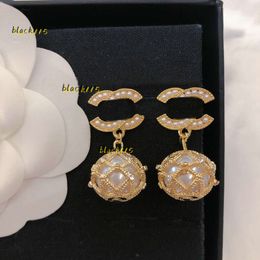 Stud Dangle Chandelier Designers Dangle Earrings Brand Letter Ear Stud Women Rhinestone Crystal Geometric Earring 2024 Wedding Party Jewerlry Accessories