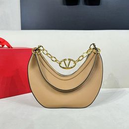 Designer shoulder bag MOON bags Luxurys Hobos girls underarm bag chain purse