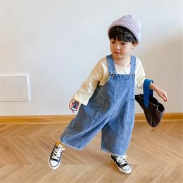 Children Loose Overalls boys girls casual all-match denim Trousers Autumn Solid Outwear 1-7Y Kids fashion bib pants 240108