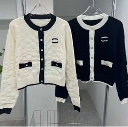 2024ss Designer Women's Jackets Top Quality lapel Polo Fashion Chest Pocket slim fit white Embroidery Printed Metal Buckle Knitted Long-sleeved Cardigan Jackets431