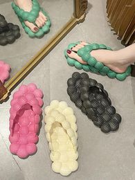 Slippers 2024 Summer Flip Flops For Women Wearing Non Slip Korean Style Fashionable Indoor Internet Celebrity Beach Sandals