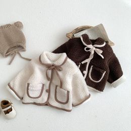 Winter Baby Coat 0-3Years born Boy Girl Lamb Wool Warm Jacket Pocket Velvet Cardigan Outwear Kids Clothes 240108