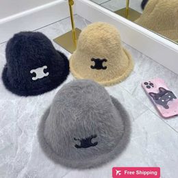 Designer Ball Caps C-letter rabbit hair net Japanese style pure wool leather label knitted versatile basin hat autumn and winter fisherman hat K2KK