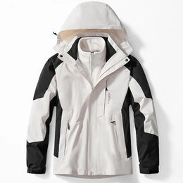 Outdoor Waterproof Suits Mens Womens Twopieces Sets 3 in 1 Thick Warm Coats Camping Windbreaker Winter Coat Hiking Windproof 240108