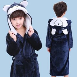 Fashion Baby Hooded Bathrobe Spring Autumn Cotton Bathrobe Children Bath Robes Boys Cartoon Long Flannel Kids Swimming Robe 240108