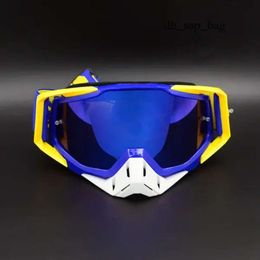 Brand SKI Goggles Mountain Motocross Goggles Professional Anti Fog Dual Lens Uv400 Mem Women Battlegrounds Eyeglasses with Case 6119