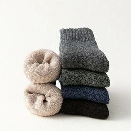 5 Pairs Winter Warm Men's Socks Wool Male Women Socks Super Thicker Solid Socks Merino Wool Socks Against Cold Snow Terry Socks 240108
