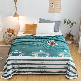 Blankets Bus Bedspread Blanket 200x230cm High Density Super Soft Flannel To On For The Sofa/Bed/Car Portable Plaids