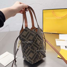 Designer Bucket Bags Brown Flower Shoulder Bags Leather Classic Crossbody Messenger Handbags Wholesale Purse drawstring Tote bag Handbag