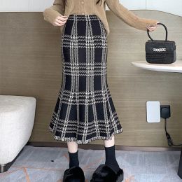 TIGENA Vintage Plaid Knitted Long Skirt Women 2023 Fall Winter Korean Slim Hip Wrap Tassel Mermaid High Waist Midi Skirt
