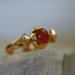 Cluster Rings Vintage Gold Plated Irregular Geometry Red Stone For Women Elegant Charm Anniversary Ring Party Jewelry Accessories