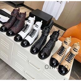 CHANELautumn and winter new diamond lattice splicing patent leather round head thick heels lace-up fashion everything Martin boots woman