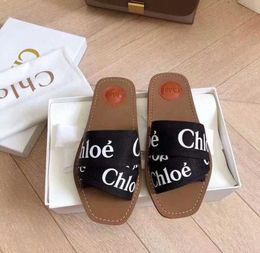 Newest Branded Women Woody Mules Fflat Slipper Deisgner Lady Lettering Fabric Outdoor Leather Sole Slide Sandal6171225