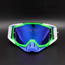 Brand SKI Goggles Mountain Motocross Goggles Professional Anti Fog Dual Lens Uv400 Mem Women Battlegrounds Eyeglasses with Case 6250