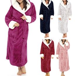 Thicken Warm Couple Style Flannel Robe Winter Long Sleeve Bathrobe Sexy Hooded Women Men Nightgown Lounge Sleepwear Home Clothes 240109