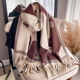 Lazy Style Women's Color Printed Fashion Cashmere Scarf, Niche and Versatile, Air-conditioned Room Cover Blanket, Warm Shawl