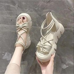 Sandals 2024 Simple Women Bag Heel Summer Hollow Out High Profile Thick Bottom Fairy Style Back Zipper Caligae