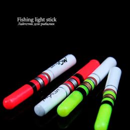 10PCS Luminous Fishing Glow Stick Waterproof Electronic Light Stick10 CR322 Ocean River Rod Tool 240108