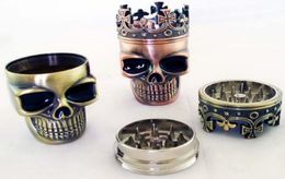 Smoking Accessories Metal King Skull Tobacco Herb Grinder 3Part Spice Crusher Hand Muller Plastic Grinders Magnetic with Sifter2370021