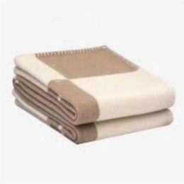 NEW Letter Cashmere 2021 Blanket Soft Wool Scarf Shawl Portable Warm Plaid Sofa Bed Fleece Knitted Throw Blanket 140 170CM254G