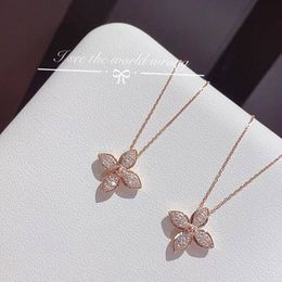 2024 Choucong Brand Plant Pendant Simple Fashion Jewelry 925 Sterling Silver Rose Gold Fill Pave White Sapphire CZ Diamond Party Women Clavicle Necklace Gift